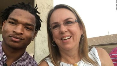 Jamal Hinton and Wanda Dench will enjoy a Thanksgiving meal together for a sixth year after an accidental text.