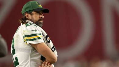 Green Bay Packers QB Aaron Rodgers returns to training, will play Sunday against Minnesota Vikings