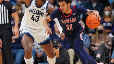Howard University men's basketball team signs NIL contract with moving company, College HUNKS Hauling Junk