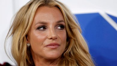 Singer Britney Spears arrives at the 2016 MTV Video Music Awards in New York