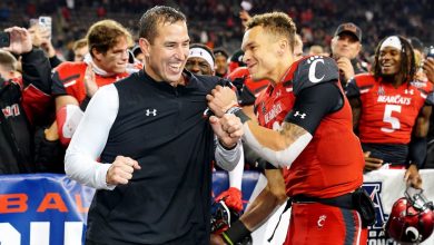 Behind the scenes for the 48 hours that made the history of Cincinnati football