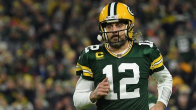 Green Bay Packers QB Aaron Rodgers says broken toe 'feels worse' after record-setting win over Bears