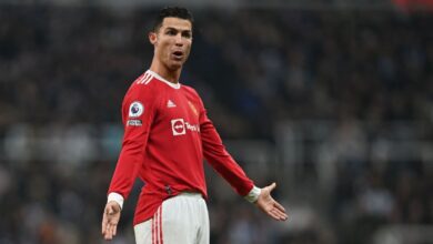 Transfer Chat LIVE - Cristiano Ronaldo's Manchester United future changes over new manager