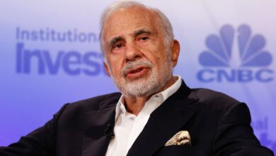 Carl Icahn says there 'very well could be a recession or even worse'