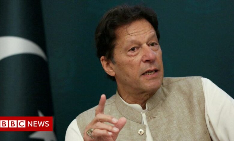 Imran Khan: Prime Minister of Pakistan on the brink as confidence vote looms