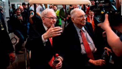 Berkshire Hathaway's annual meeting, earnings, stock price info and more