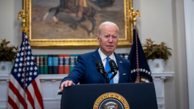Biden Seeks to Lure Russia’s Top Scientists to the U.S.