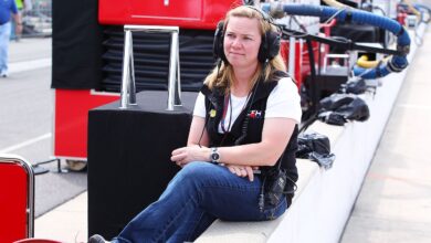 Sarah Fisher selected as the famous speed car racer of the Indy 500