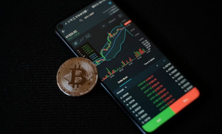 Bitcoin Falls Below $26,000 While Ether, Major Altcoins See Heavy Drops as Risk-Off Sentiment Intensifies
