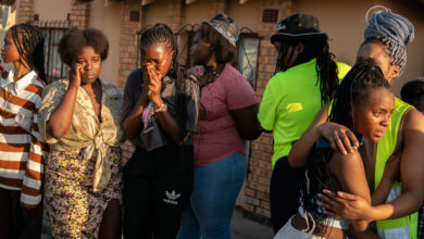 South African Teens Recall Choking Gas, a Stampede and One Exit