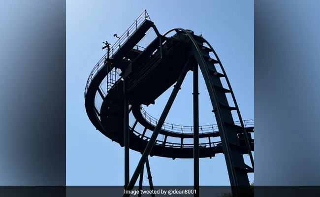 UK Heatwave Forces Amusement Park Guests To Walk Down The Rollercoaster