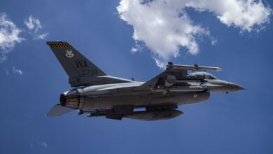 US Senators say Pentagon must give fighter jets to Ukraine