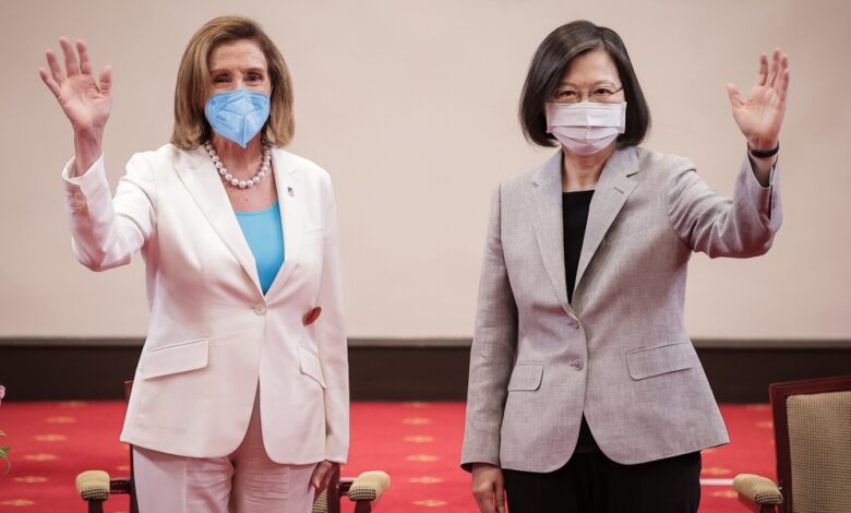 Nancy Pelosi's trip to Taiwan has deepened the US-China chip controversy.  Now, the world's semiconductor chip makers may be forced to choose between the US and China.