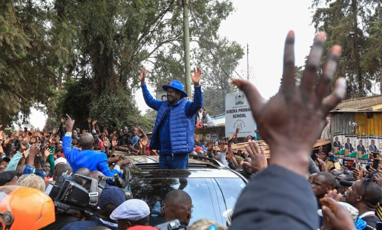 Supporters in Kenya Cheer on Presidential Candidate Raila Odinga