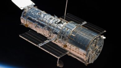 SpaceX and NASA Might Team Up to Save the Hubble Space Telescope