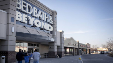 Bed Bath & Beyond CEO dies after falling from NY apartment building