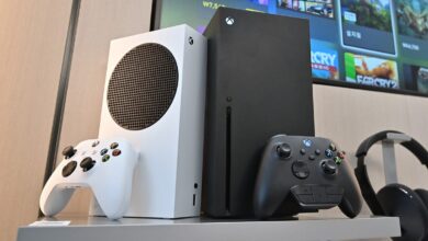 Phil Spencer says Xbox line price hike is unlikely, for now