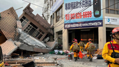 Strong earthquake mantle building in Taiwan