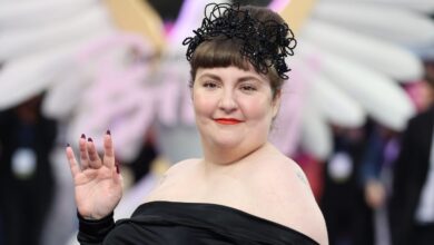 Lena Dunham Is Back on Her Bullshit With Her Tweet About the New York City Pride Parade