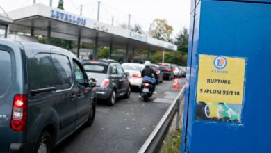 Nearly 1 in 3 French gas stations out of at least one fuel