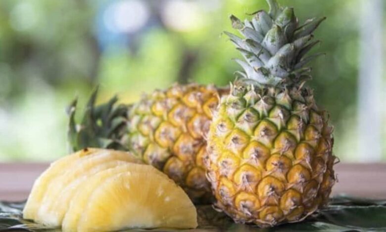 OH!  This German pineapple slicer will make you fall in love