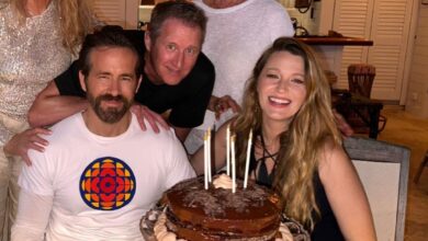 Watch pregnant Blake come alive to celebrate Ryan Reynolds' birthday