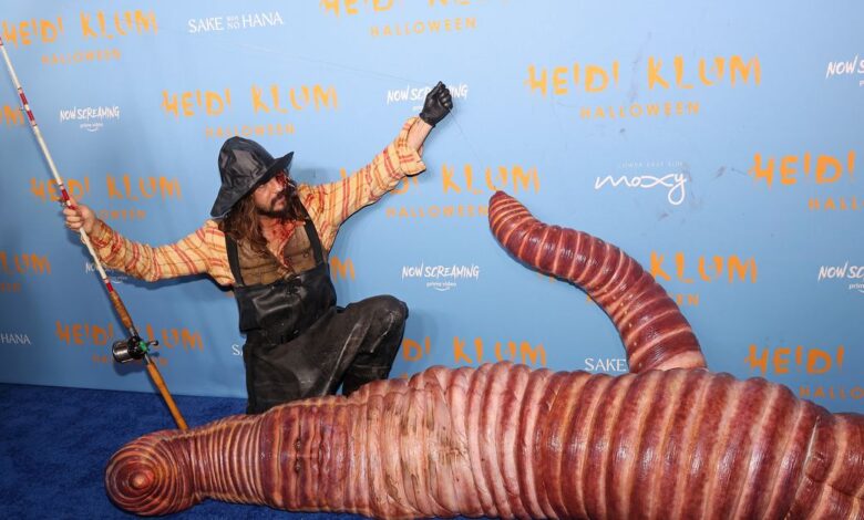 Heidi Klum's worm costume is the only Halloween costume you need to see