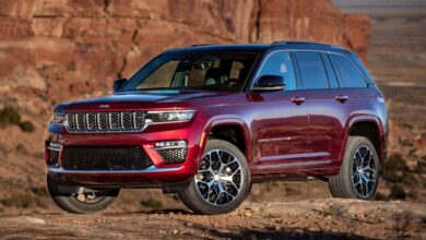 Two-row Jeep Grand Cherokee postponed to early 2023