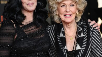 Cher recalls Georgia Holt's mother's last moments before her death