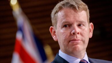New Zealand's Education Minister Chris Hipkins bids to replace Jacinda Ardern as PM