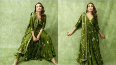 Karisma Kapoor is a remarkable vision in a green anarkali |  Fashion trends