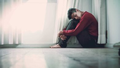 Understanding adolescent depression: Common causes and risk factors |  Health