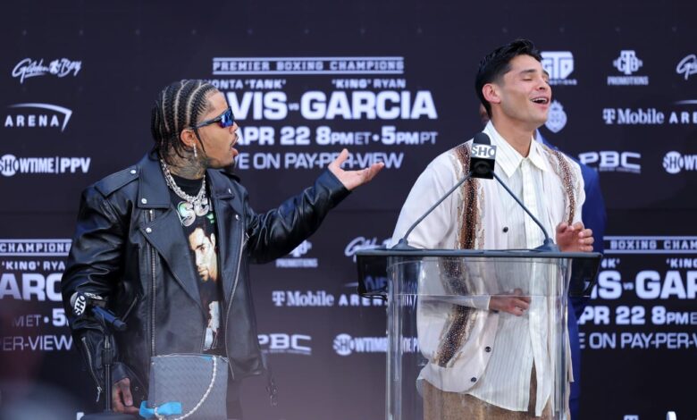 Image: Gervonta Davis' need for rehydration clause for Garcia shows sign of worry says Hopkins