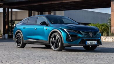 Peugeot's new coupe SUV will only offer plug-in hybrid engines