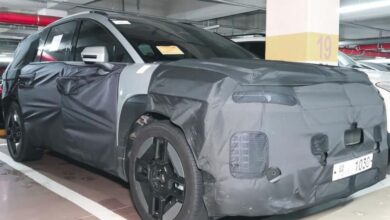 Hyundai Ioniq 7 and Kia EV9 face off in new spy pics