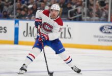 Canadiens’ Newhook exits game vs. Panthers with apparent injury
